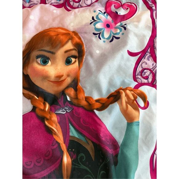 Frozen Anna and Elsa Blanket 42 X 53 Inches - Picture 5 of 12